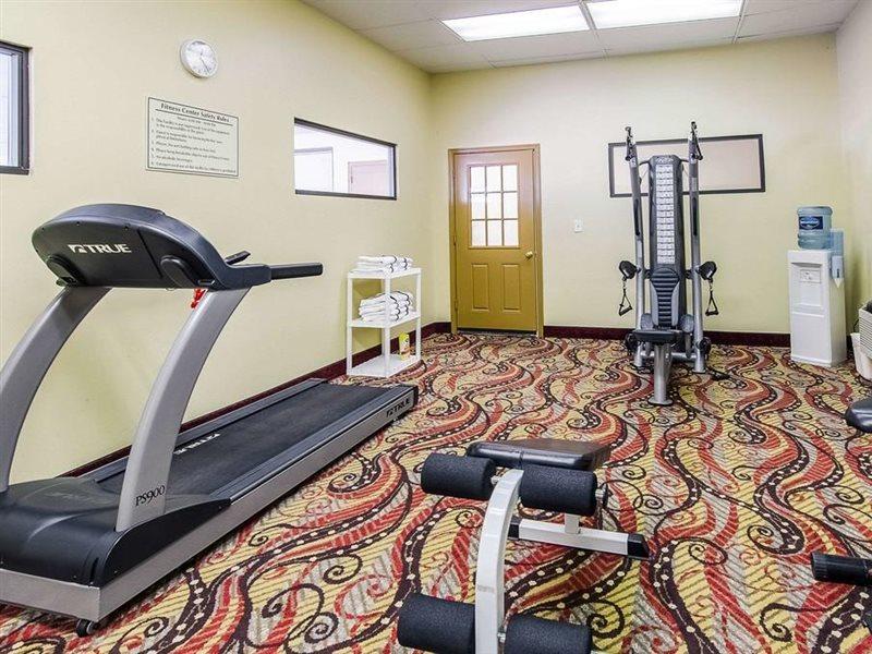 Quality Inn & Suites Lexington Near I-64 And I-81 Timber Ridge Экстерьер фото