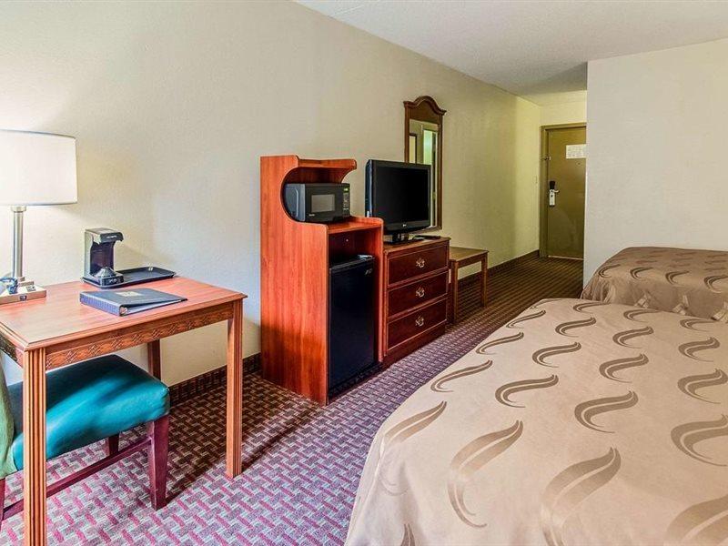 Quality Inn & Suites Lexington Near I-64 And I-81 Timber Ridge Экстерьер фото
