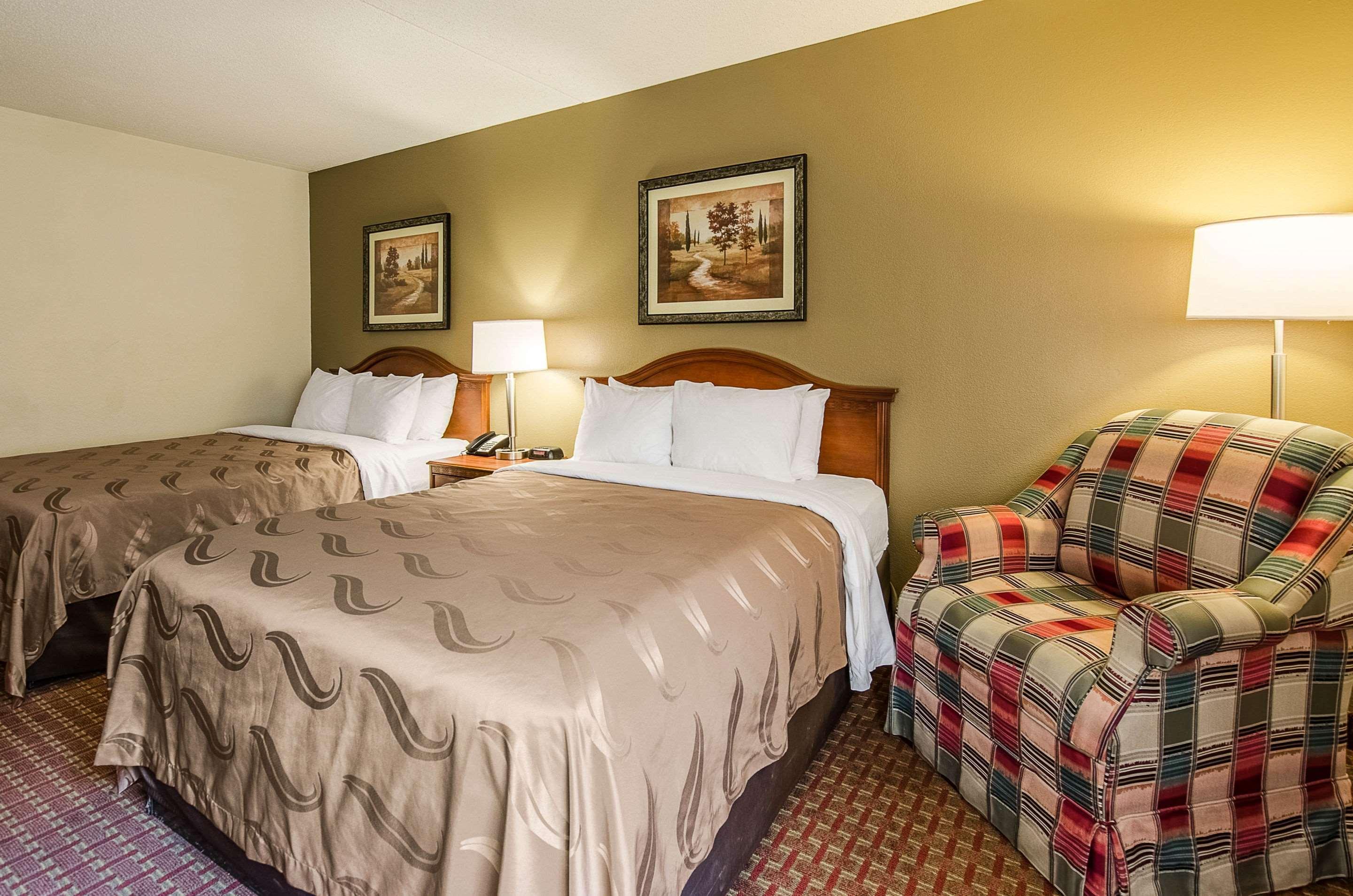 Quality Inn & Suites Lexington Near I-64 And I-81 Timber Ridge Экстерьер фото