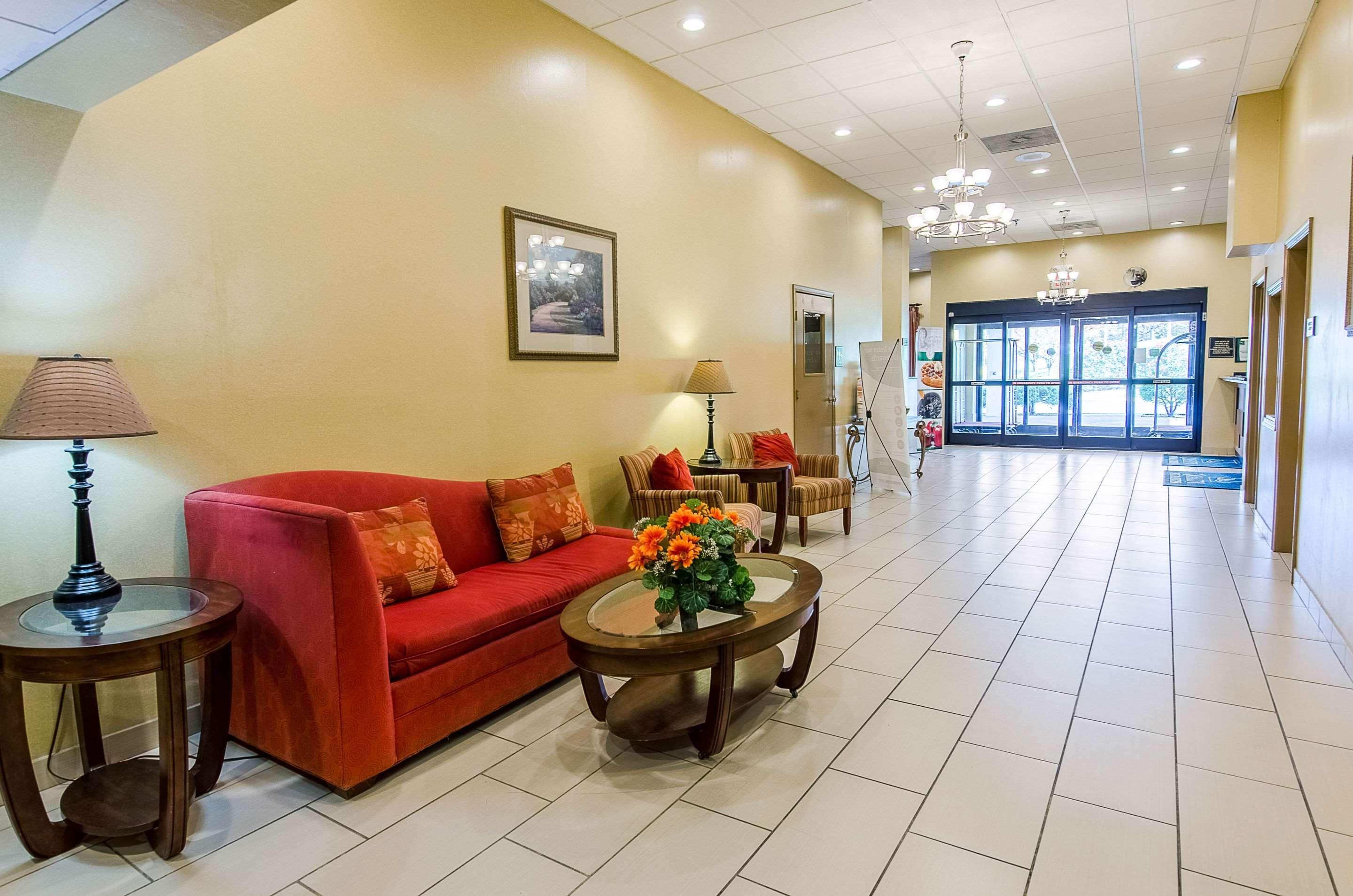 Quality Inn & Suites Lexington Near I-64 And I-81 Timber Ridge Экстерьер фото
