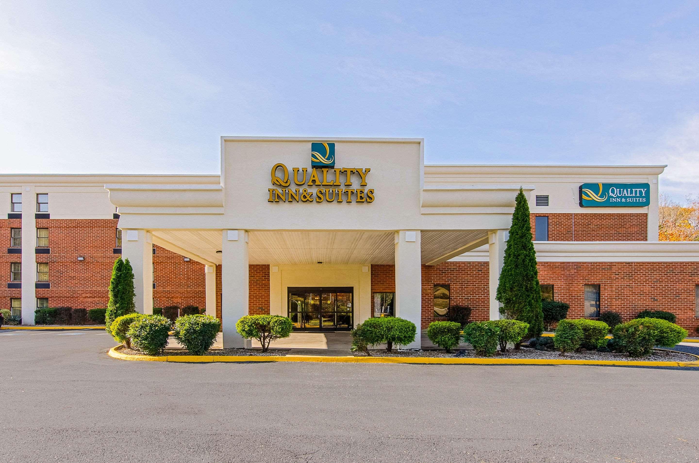 Quality Inn & Suites Lexington Near I-64 And I-81 Timber Ridge Экстерьер фото