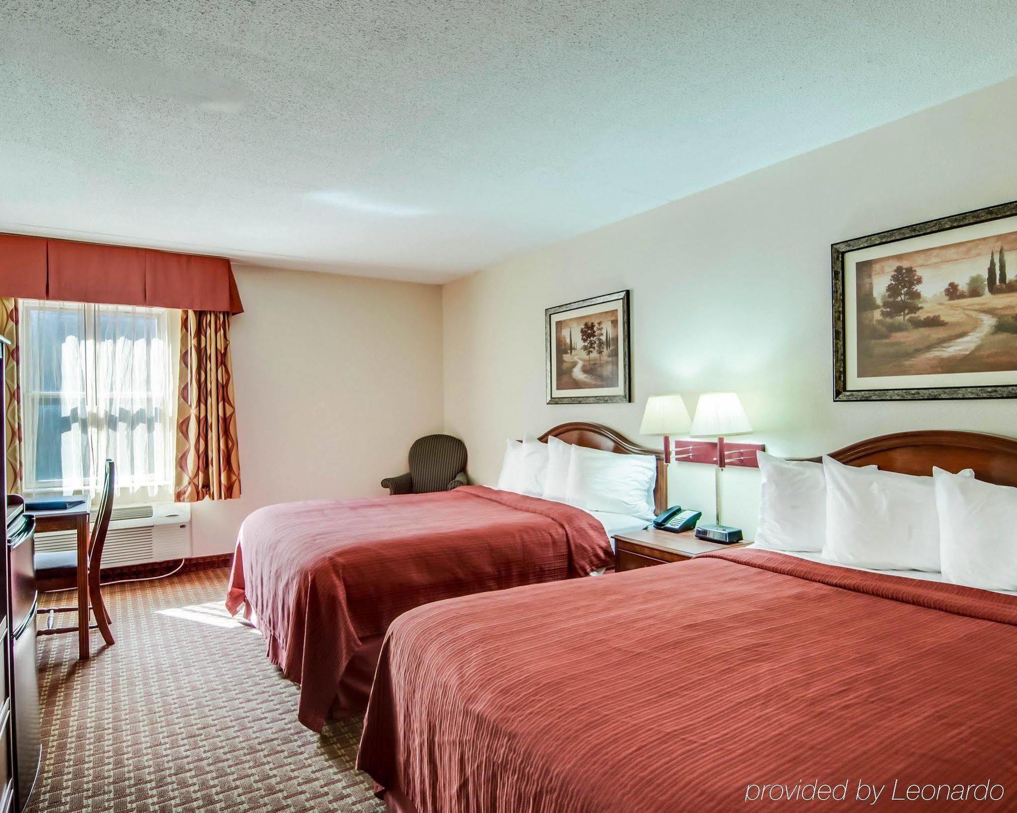 Quality Inn & Suites Lexington Near I-64 And I-81 Timber Ridge Экстерьер фото